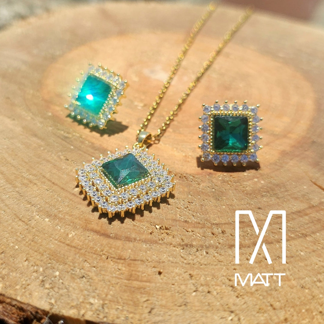 SET PREMIUM AURA ESMERALDA CADENA Y ARITOS